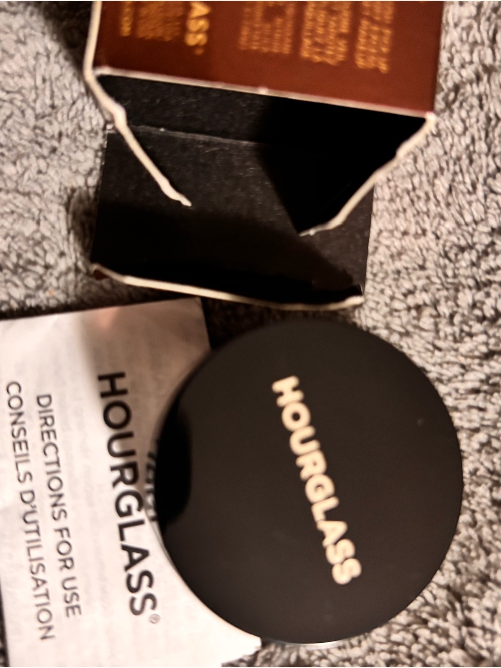Makeup Setting Powder - Picture 4 of 5